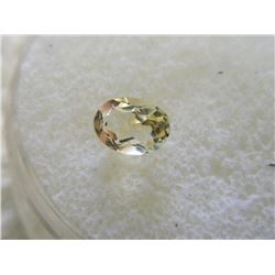 GEMSTONE - OVAL FACETED LIGHT YELLOW CITRINE - 7.1 X 5.1 X 3.8 mm - ~ 0.73 CT