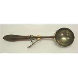 GILCHRIST'S ICE CREAM SCOOP