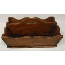 PRIMITIVE PINE FLATWARE CARRIER