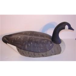 DECOYS UNLIMITED FOAM GOOSE DECOY