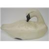 Image 1 : DECORATIVE SWAN DECOY