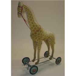 LG. GERMAN GIRAFFE PULL TOY
