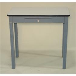 BLUE PAINTED AGATEWARE TABLE