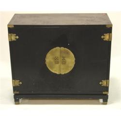 ORIENTAL BLACK LAQUERED SERVER