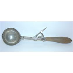 PRIMITIVE ICE CREAM SCOOP
