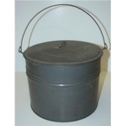 PRESSED TIN PAIL WITH BAIL HANDLE