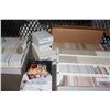 Image 2 : SHELF LOT OF SPORTS CARDS