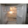 Image 2 : WHITE MAYTAG FRIDGE WITH WATER & ICE DISPENSER (B1)