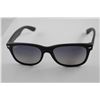 Image 2 : RAY-BAN SUNGLASSES WITH CASE