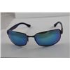 Image 2 : RAY-BAN SUNGLASSES WITH CASE