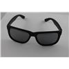 Image 2 : RAY-BAN SUNGLASSES WITH CASE