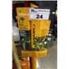 Image 2 : FISKARS PRUNER
