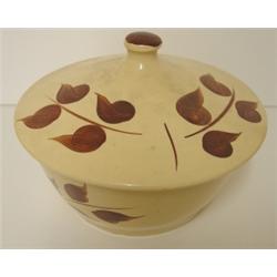 WATTWARE COVERED VEGETABLE DISH