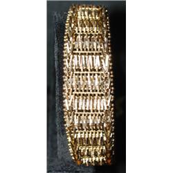 LADIES 18 KT. WOVEN GOLD BRACELET