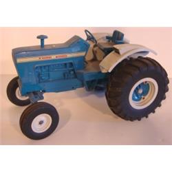 FORD 8000 TOY TRACTOR