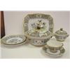 Image 1 : 18 PC. SARREGUEMINES DINNER SERVICE