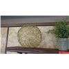 Image 2 : Floating Wooden Shelf w/Brackets (3ft Long) w/Decorative Accent Pieces
