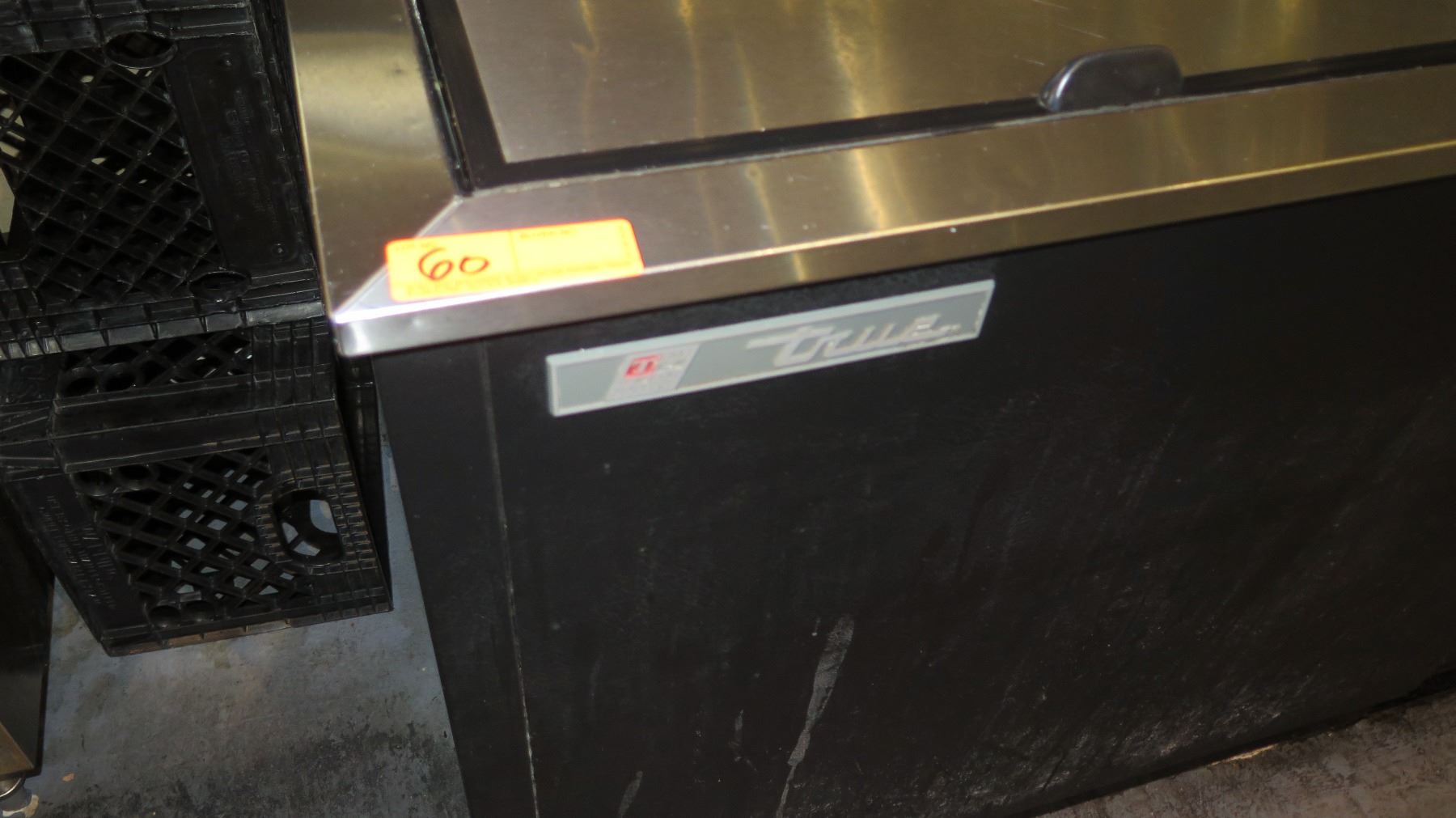 True Td 50 18 Horizontal 50 Bottle Beer Cooler Holds 396 12oz Bottles True Td 50 18 Horizontal 50 Bottle Beer Cooler Holds 396 12oz Bottles