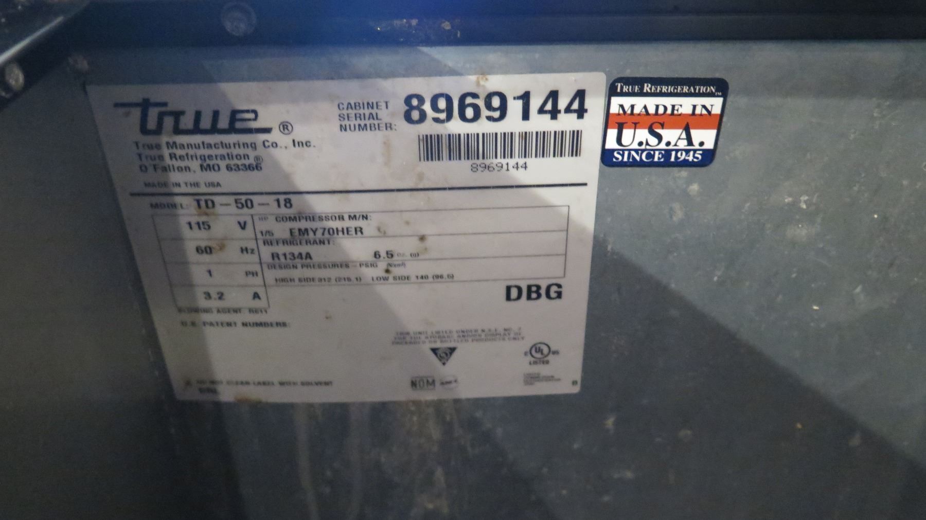 True Td 50 18 Horizontal 50 Bottle Beer Cooler Holds 396 12oz Bottles True Td 50 18 Horizontal 50 Bottle Beer Cooler Holds 396 12oz Bottles