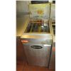 Image 1 : Superior Commercial Deep Fryer