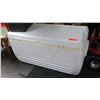 Image 1 : Large Ice Chest/Cooler