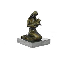 Breast Feeding Mother Baby Nursing Infant Bronze Statue