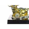 Image 5 : Gold Plexiglases Sitting Ox Statue