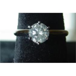DIAMOND SOLITAIRE RING