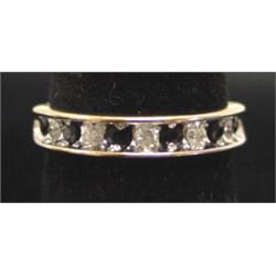 NATURAL SAPPHIRE & DIAMOND RING