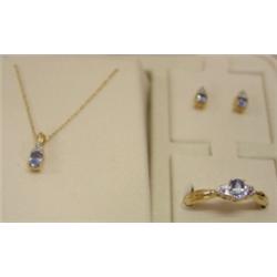 NATURAL SAPPHIRE & DIAMOND JEWELRY SET