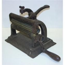 PRIMITIVE CAST IRON COLLAR PRESS
