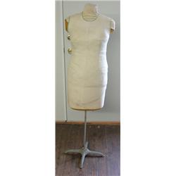 DRESS FORM DISPLAY