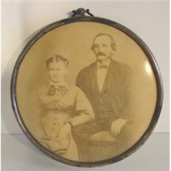 VICTORIAN CIRCULAR FRAME