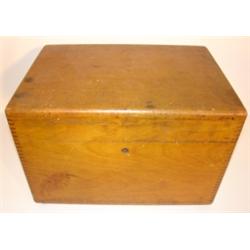 PRIMITIVE PINE DOVETAILED DOCUMENT BOX
