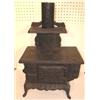 Image 1 : MINIATURE CAST IRON COOK STOVE