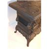 Image 5 : MINIATURE CAST IRON COOK STOVE