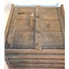 Image 3 : PRIMITIVE WOODEN EGG CRATE