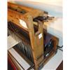 Image 3 : PRIMITIVE WOODEN LOOM