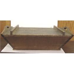 PRIMITIVE PENNSYLVANIA COVERED WOODEN DOUGH BOX
