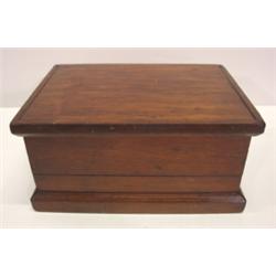 COVERED MAHOGANY DRESSER BOX