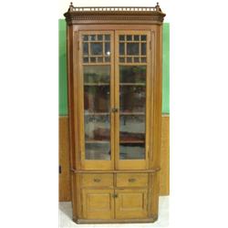 MARYLAND PINE CORNER CUPBOARD