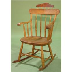 WINDSOR ARMED COMB BACK ROCKER