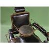 Image 2 : OAK BARBER'S CHAIR