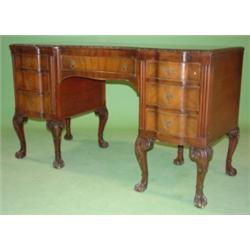 MAHOGANY KNEE HOLE DESK