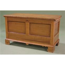 PENNSYLVANIA SOFTWOOD BLANKET CHEST