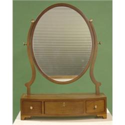 CHIPPENDALE STYLE WALNUT SHAVING STAND