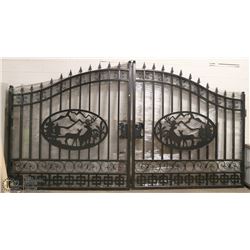SET OF NEW 14' DEER SCENE ACREAGE GATES