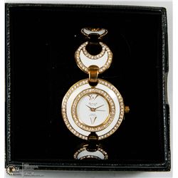 NEW QMAX WOMENS WATCH