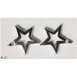 18) STERLING SILVER DIAMOND STAR EARRINGS