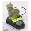 Image 1 : HAND CARVED INUIT SOAP STONE ANIMAL CANDLE